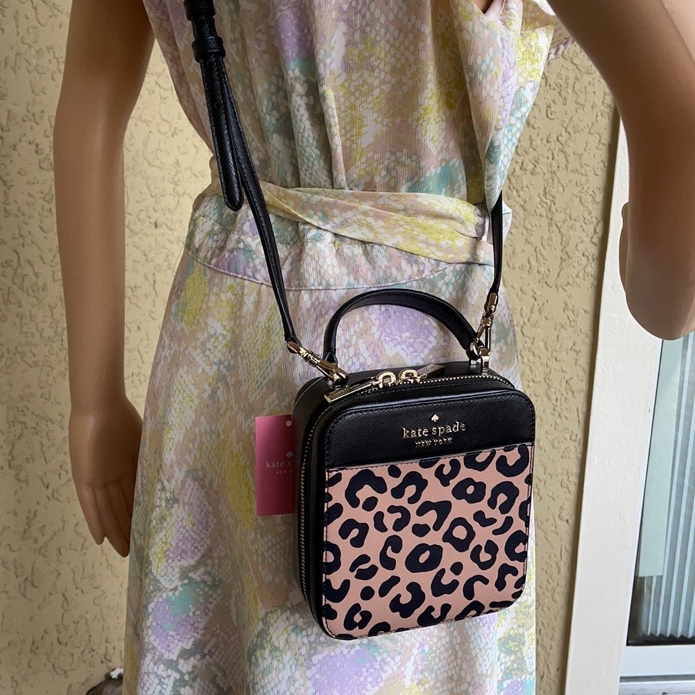 Kate Spade daisy graphic leopard vanity crossbody - Picture 2 of 16